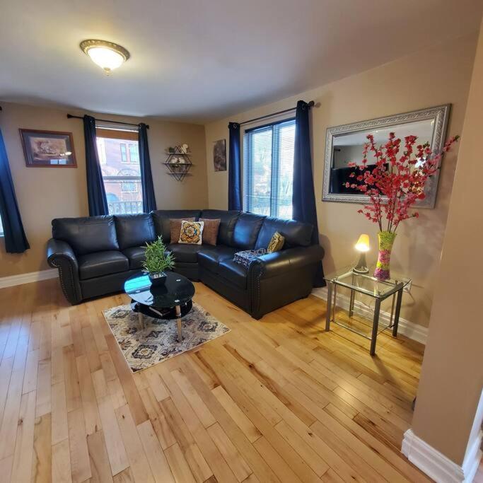 Garden 2 Storey House Niagara Falls Luaran gambar